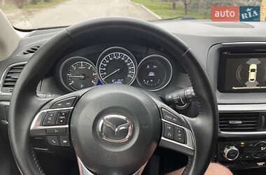 Позашляховик / Кросовер Mazda CX-5 2016 в 