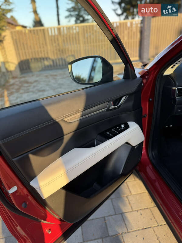 Внедорожник / Кроссовер Mazda CX-5 2019 в Староконстантинове