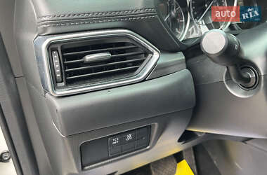 Позашляховик / Кросовер Mazda CX-5 2020 в 
