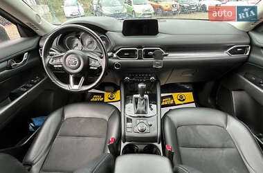 Позашляховик / Кросовер Mazda CX-5 2020 в 