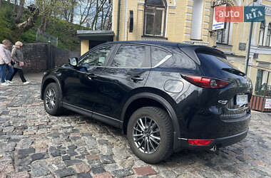 Внедорожник / Кроссовер Mazda CX-5 2017 в 