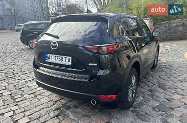 Внедорожник / Кроссовер Mazda CX-5 2017 в 