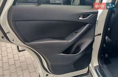Внедорожник / Кроссовер Mazda CX-5 2015 в 