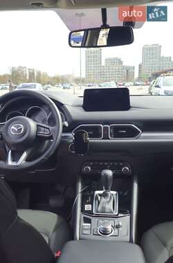 Внедорожник / Кроссовер Mazda CX-5 2023 в 