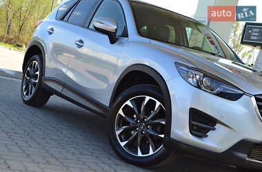 Позашляховик / Кросовер Mazda CX-5 2016 в 