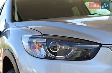 Позашляховик / Кросовер Mazda CX-5 2016 в 