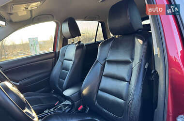 Позашляховик / Кросовер Mazda CX-5 2013 в 