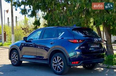Внедорожник / Кроссовер Mazda CX-5 2017 в 