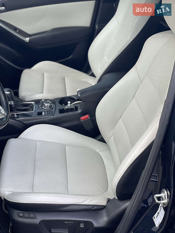 Внедорожник / Кроссовер Mazda CX-5 2016 в Ровно