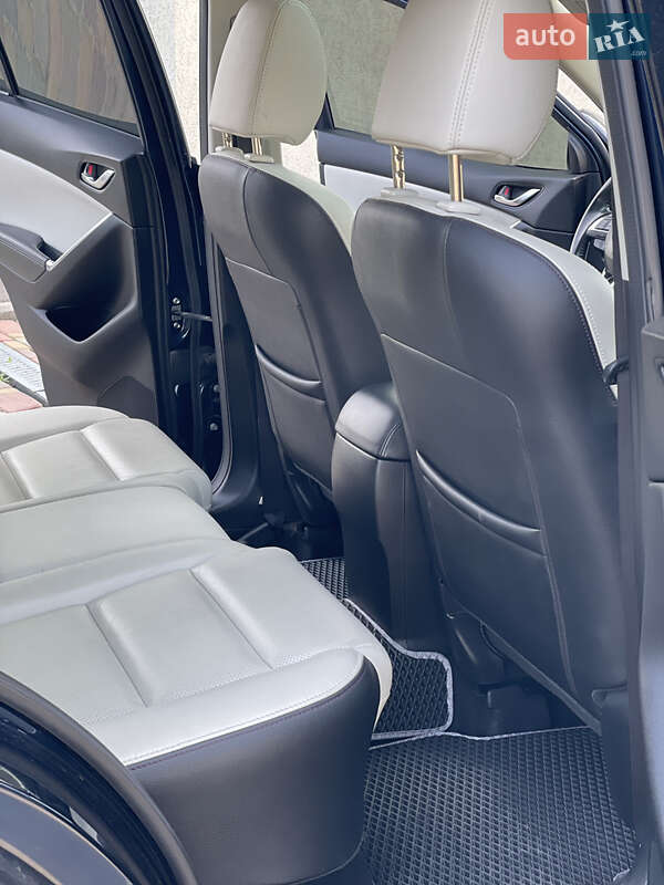 Внедорожник / Кроссовер Mazda CX-5 2016 в Ровно