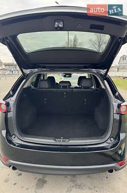 Позашляховик / Кросовер Mazda CX-5 2017 в 