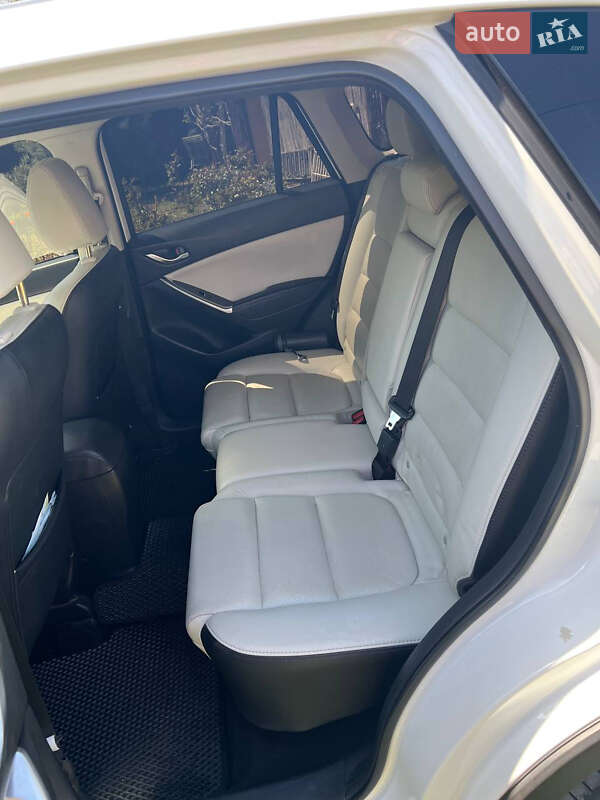 Внедорожник / Кроссовер Mazda CX-5 2015 в Днепре