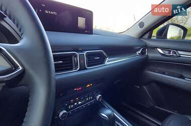 Внедорожник / Кроссовер Mazda CX-5 2023 в 