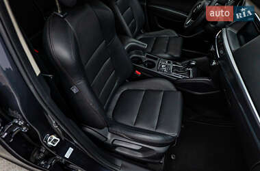 Внедорожник / Кроссовер Mazda CX-5 2015 в 