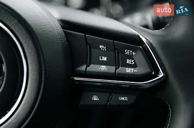 Внедорожник / Кроссовер Mazda CX-5 2023 в 