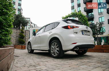 Внедорожник / Кроссовер Mazda CX-5 2023 в 
