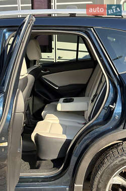 Внедорожник / Кроссовер Mazda CX-5 2015 в 