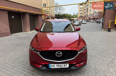 Внедорожник / Кроссовер Mazda CX-5 2017 в 