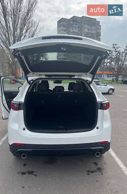 Позашляховик / Кросовер Mazda CX-5 2023 в 