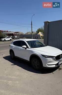 Позашляховик / Кросовер Mazda CX-5 2017 в 