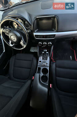Позашляховик / Кросовер Mazda CX-5 2015 в 