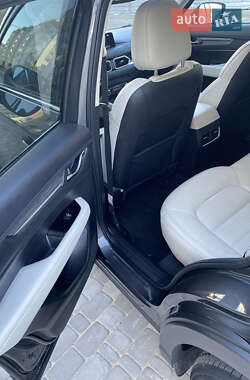 Внедорожник / Кроссовер Mazda CX-5 2018 в 