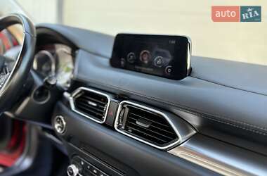 Позашляховик / Кросовер Mazda CX-5 2020 в 