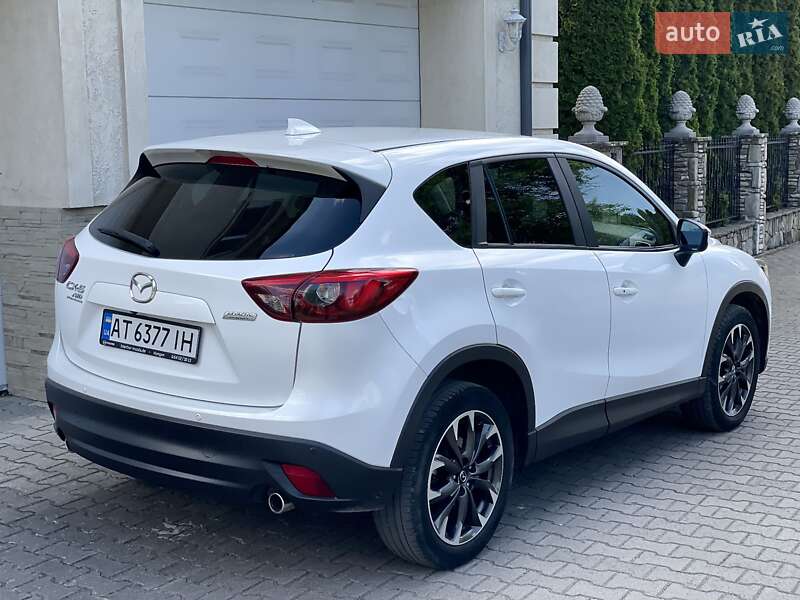 Внедорожник / Кроссовер Mazda CX-5 2015 в Надворной