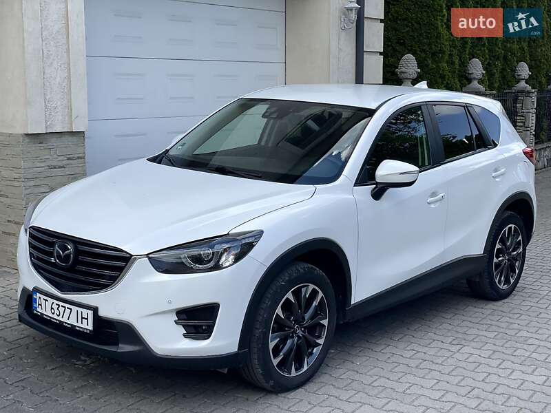 Внедорожник / Кроссовер Mazda CX-5 2015 в Надворной