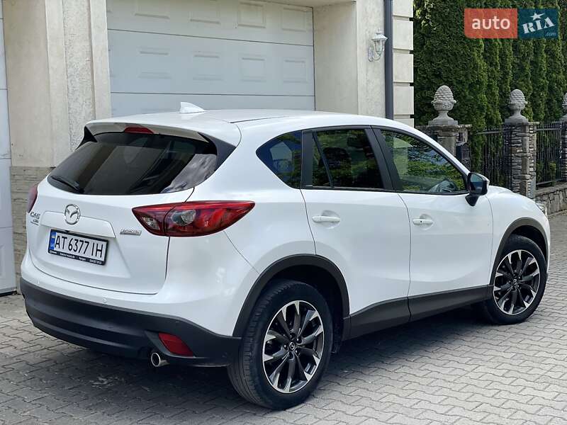 Внедорожник / Кроссовер Mazda CX-5 2015 в Надворной