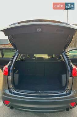 Позашляховик / Кросовер Mazda CX-5 2013 в 