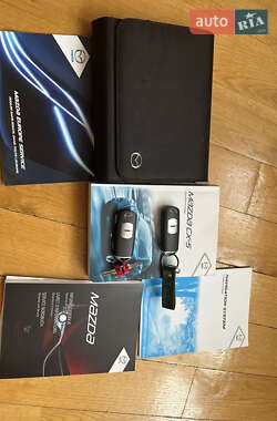 Позашляховик / Кросовер Mazda CX-5 2014 в 