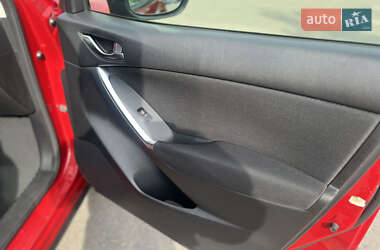 Позашляховик / Кросовер Mazda CX-5 2012 в 