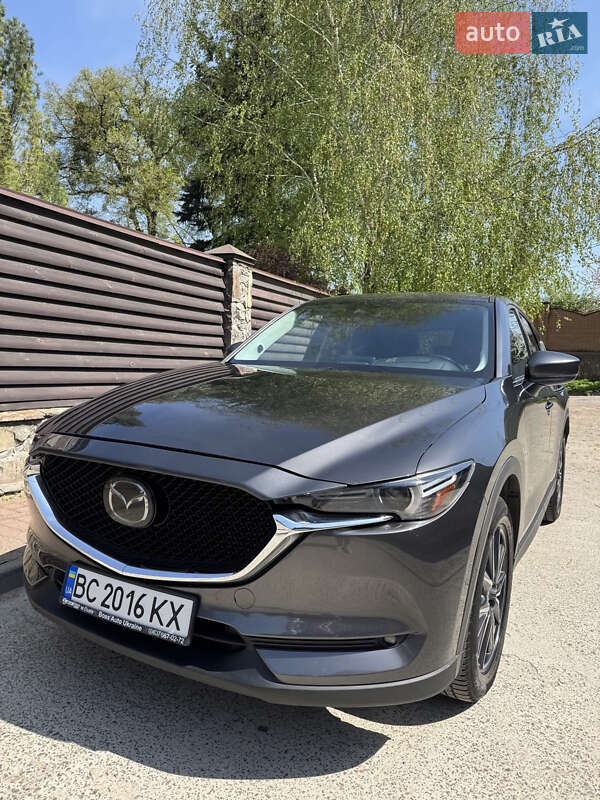 Позашляховик / Кросовер Mazda CX-5 2017 в Львові