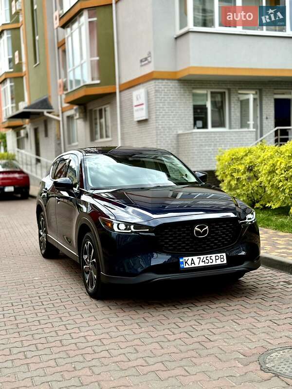 Позашляховик / Кросовер Mazda CX-5 2022 в 
