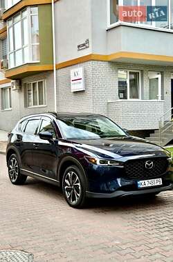 Позашляховик / Кросовер Mazda CX-5 2022 в 