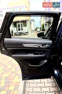 Позашляховик / Кросовер Mazda CX-5 2022 в 