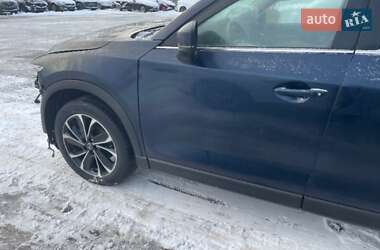 Позашляховик / Кросовер Mazda CX-5 2022 в 