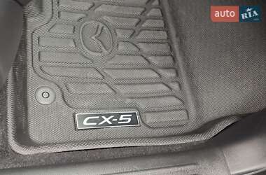 Позашляховик / Кросовер Mazda CX-5 2022 в 