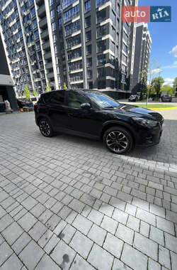 Позашляховик / Кросовер Mazda CX-5 2017 в 