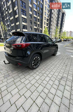 Позашляховик / Кросовер Mazda CX-5 2017 в 