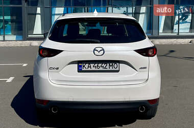 Внедорожник / Кроссовер Mazda CX-5 2018 в 