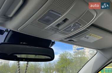 Позашляховик / Кросовер Mazda CX-5 2013 в 