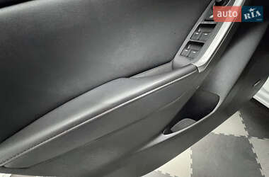 Позашляховик / Кросовер Mazda CX-5 2013 в 