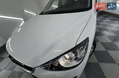 Позашляховик / Кросовер Mazda CX-5 2013 в 