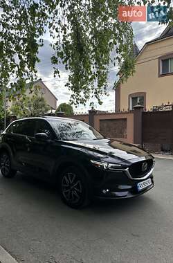 Позашляховик / Кросовер Mazda CX-5 2017 в 
