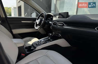 Позашляховик / Кросовер Mazda CX-5 2018 в 