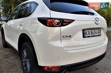Позашляховик / Кросовер Mazda CX-5 2020 в 