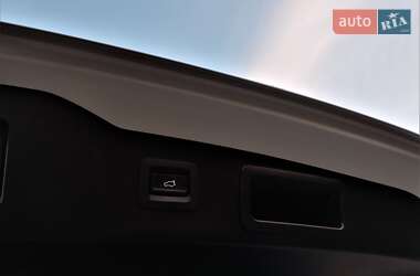 Позашляховик / Кросовер Mazda CX-5 2020 в 