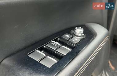 Позашляховик / Кросовер Mazda CX-5 2017 в 